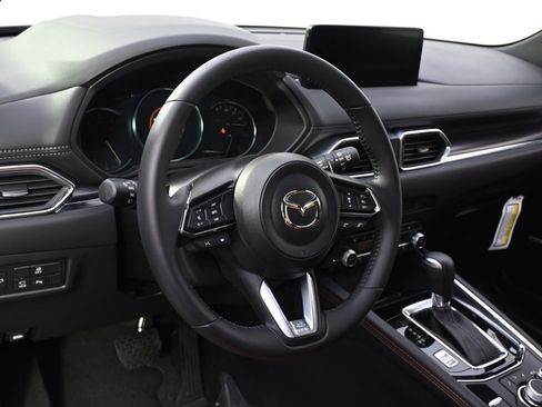 Certified 2025 MAZDA CX-5 Carbon Edition image 11