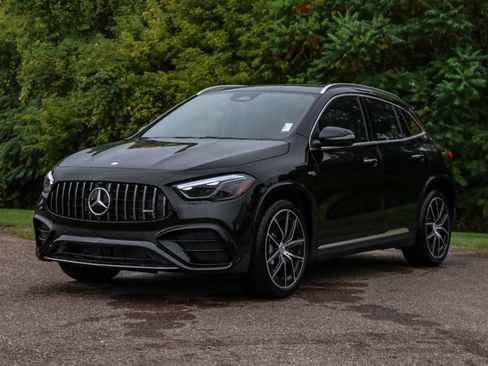 New 2026 Mercedes-Benz GLA 35 AMG 4MATIC image 7