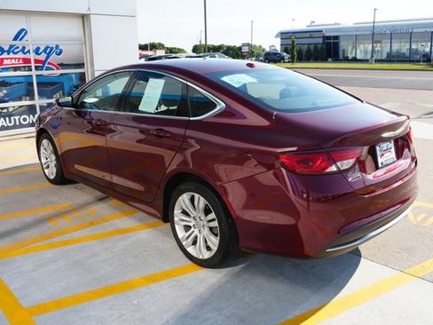 Used 2015 Chrysler 200 Limited w/ Comfort Group FWD image 34