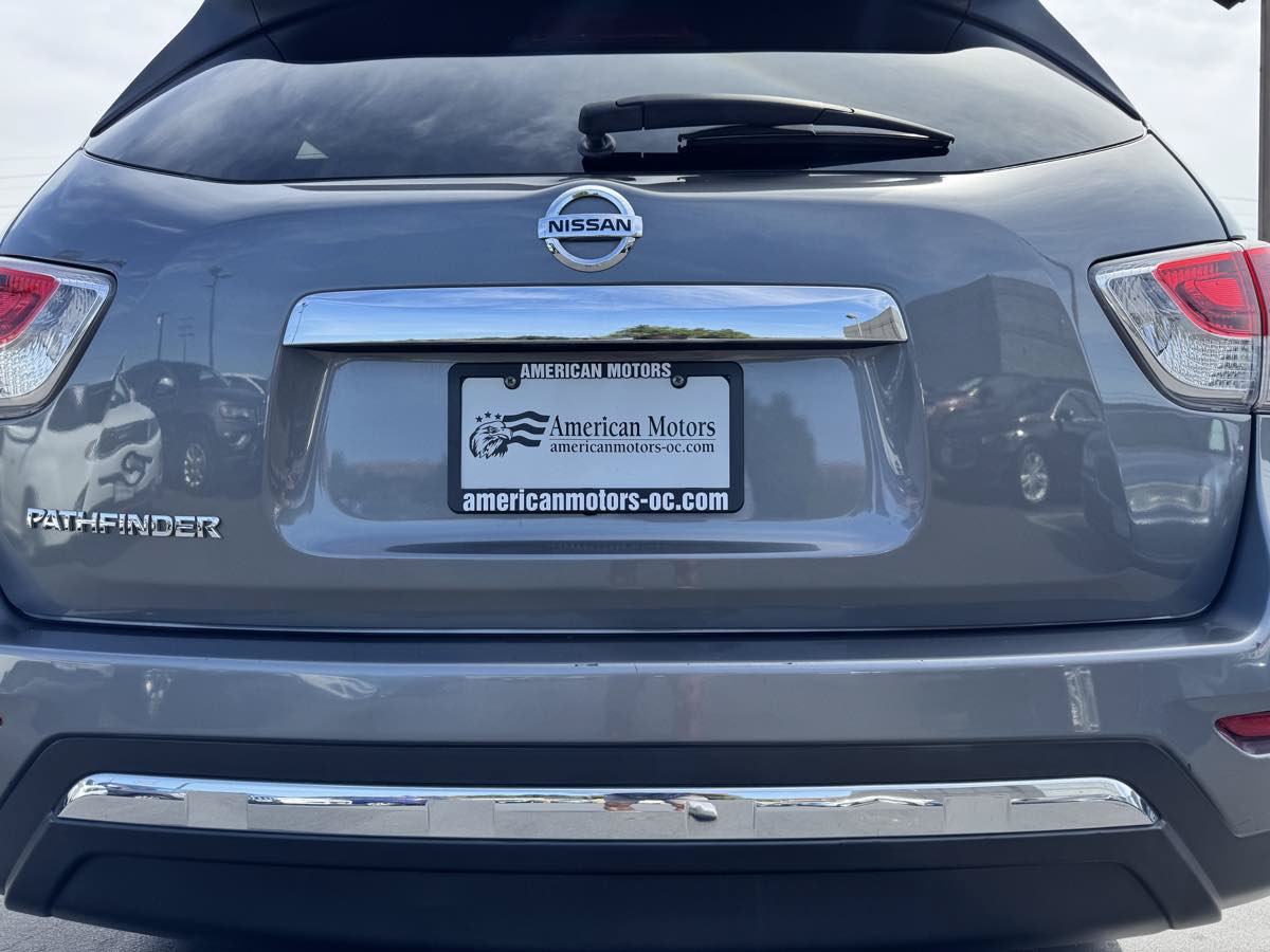 Used 2016 Nissan Pathfinder S FWD image 16