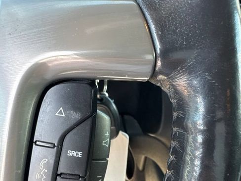 Used 2012 Chevrolet Avalanche LTZ AWD/4WD image 11