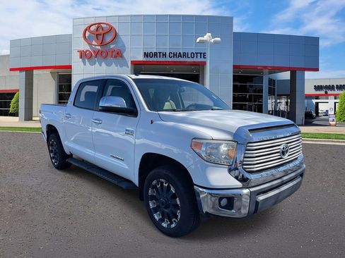 Used 2017 Toyota Tundra Limited image 2