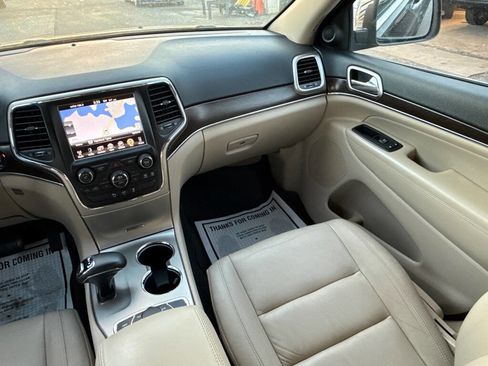 Used 2015 Jeep Grand Cherokee Limited image 14