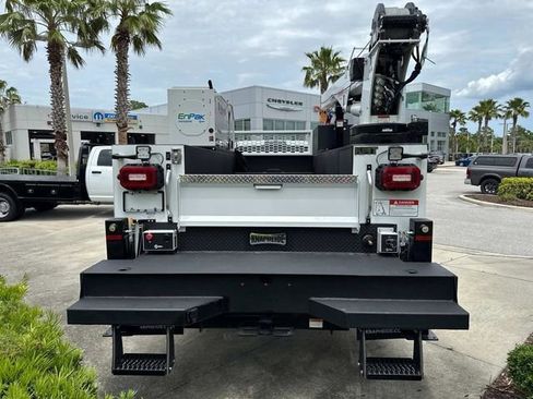 New 2024 RAM 5500 Tradesman image 3