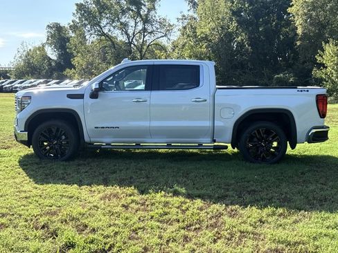 New 2026 GMC Sierra 1500 SLT w/ SLT Premium Plus Package AWD/4WD image 11