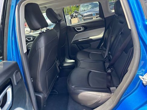 Used 2022 Jeep Compass Limited w/ Sun and Sound Group AWD/4WD image 21