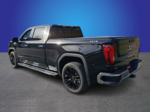 Used 2022 GMC Sierra 1500 SLT w/ SLT Premium Plus Package AWD/4WD image 6