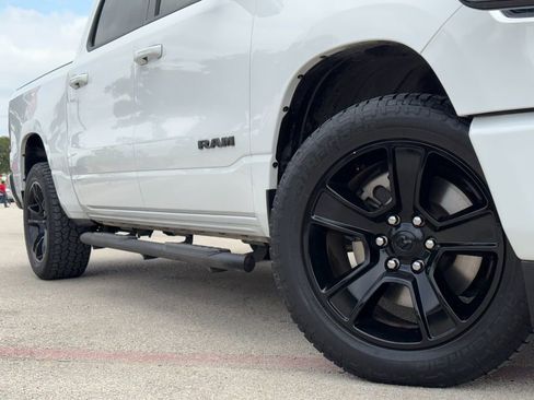 Used 2021 RAM 1500 Lone Star AWD/4WD image 2
