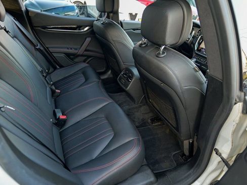 Used 2022 Maserati Ghibli Modena Q4 image 29