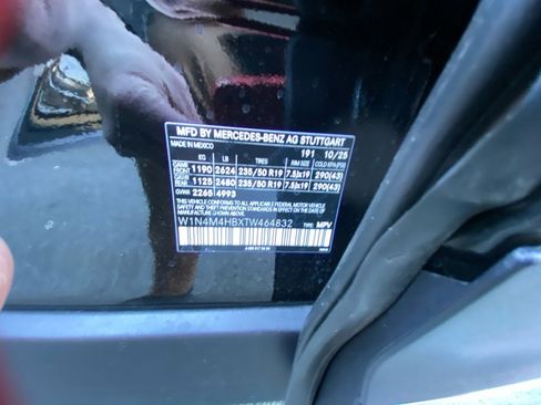 New 2026 Mercedes-Benz GLB 250 4MATIC image 35