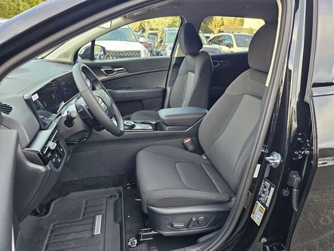 New 2026 Kia Sportage S image 18