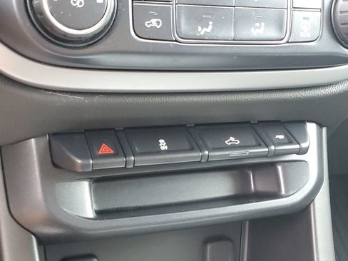Used 2018 Chevrolet Colorado LT w/ Redline Special Edition AWD/4WD image 29