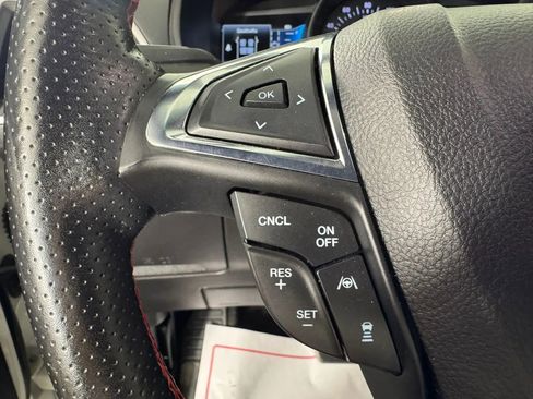 Used 2022 Ford Edge ST-Line AWD/4WD image 15