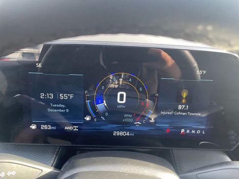 Used 2025 Chevrolet Equinox LT image 38