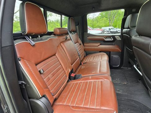 Used 2022 GMC Sierra 1500 Denali Ultimate AWD/4WD image 17