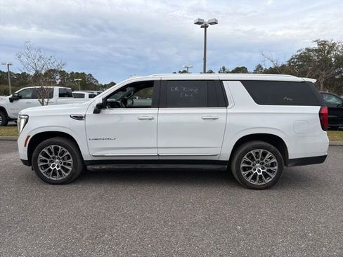 Used 2025 GMC Yukon XL Denali image 5