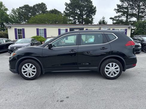 Used 2017 Nissan Rogue S FWD image 8