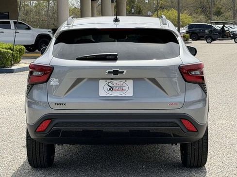 New 2026 Chevrolet Trax RS w/ Sunroof Package FWD image 7