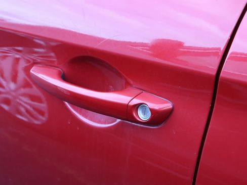 Used 2020 Hyundai Elantra SEL image 22