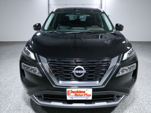 Used 2023 Nissan Rogue SL w/ SL Premium Package FWD image 4
