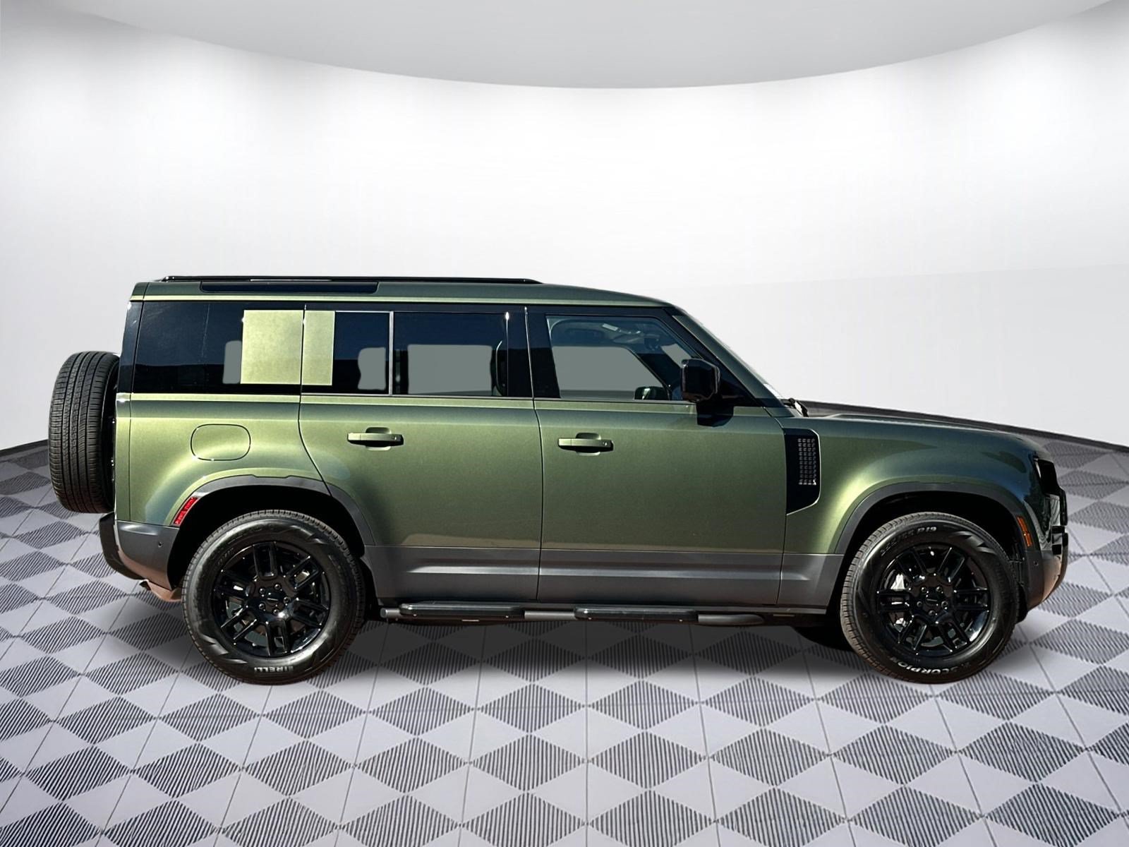 New 2026 Land Rover Defender 110 S AWD/4WD image 8
