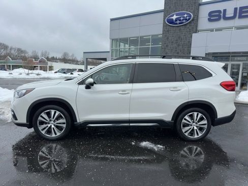 Used 2022 Subaru Ascent Limited w/ Technology Package image 4
