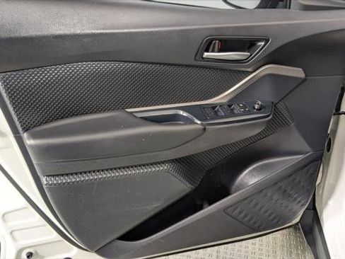 Used 2020 Toyota C-HR LE image 13