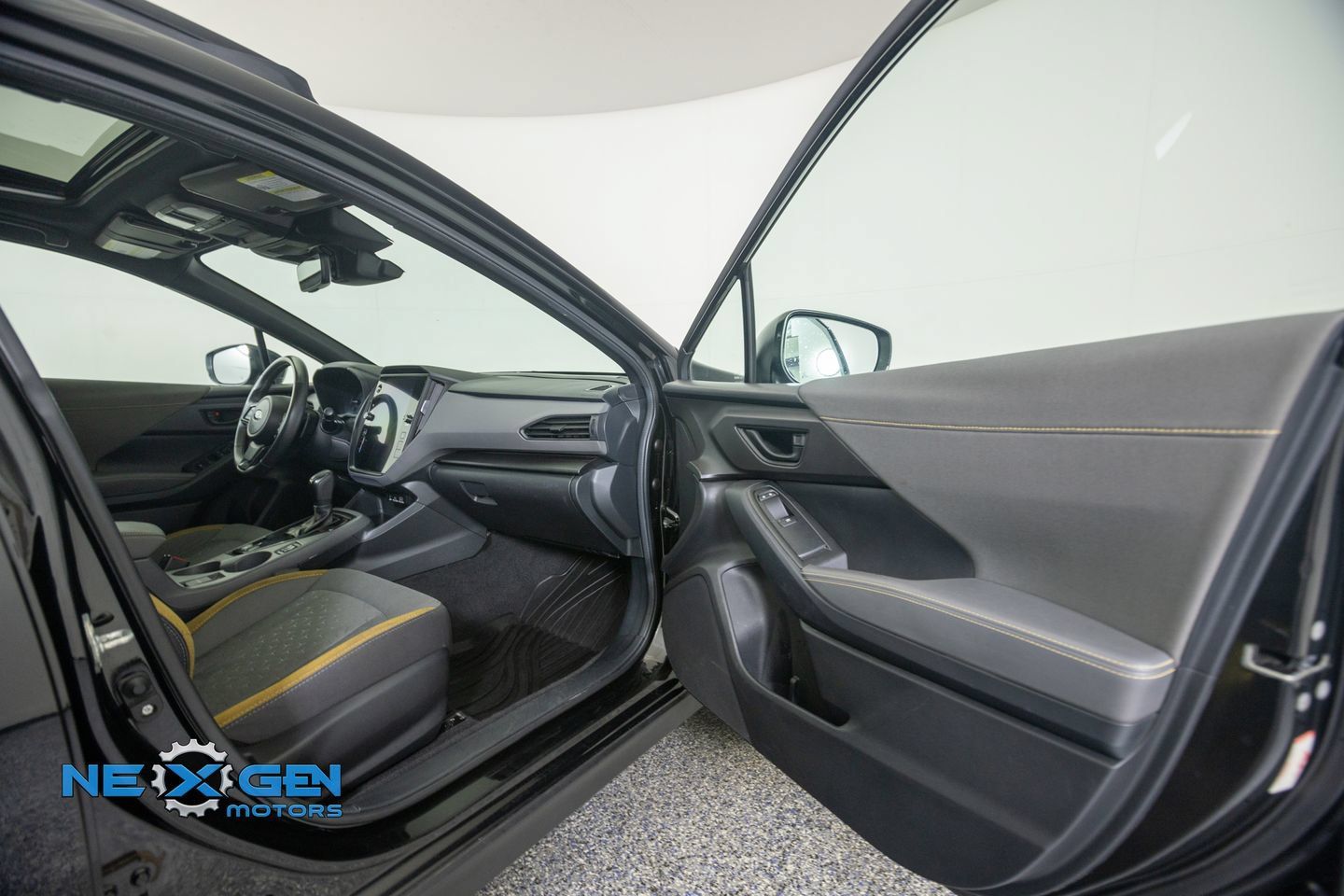 Used 2024 Subaru Crosstrek 2.5i Sport AWD/4WD image 37