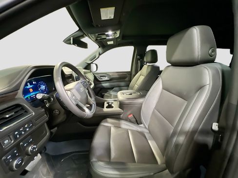 Used 2022 Chevrolet Tahoe Z71 w/ Luxury Package image 16