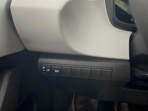 New 2026 Toyota Corolla SE image 19