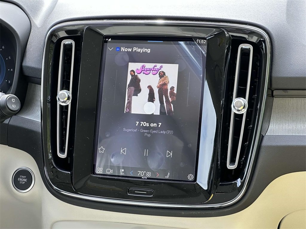 Certified 2025 Volvo XC40 B5 Ultra w/ Protection Package Premier AWD/4WD image 13