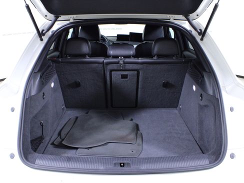 Used 2018 Audi Q3 2.0T Premium image 11