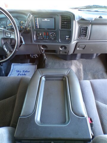 Used 2006 Chevrolet Silverado 2500 LT RWD image 27
