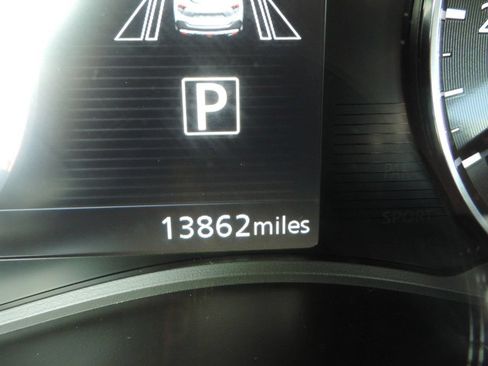 Certified 2024 Nissan Kicks SV FWD image 28