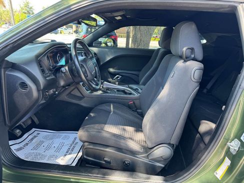 Used 2019 Dodge Challenger SXT AWD/4WD image 10
