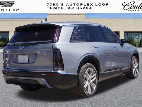 New 2026 Cadillac Vistiq Luxury image 3