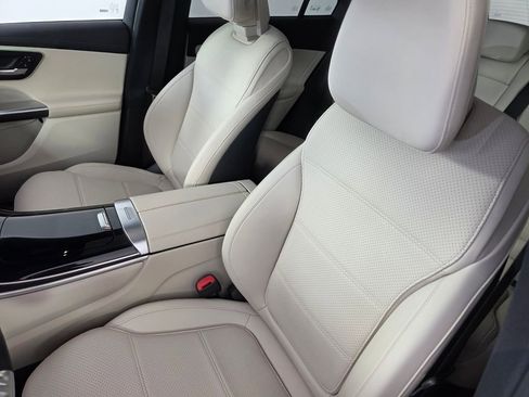 Certified 2025 Mercedes-Benz GLC 350e 4MATIC image 11