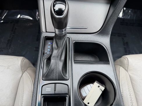 Used 2017 Hyundai Sonata Sport w/ Value Edition Package 02 image 15