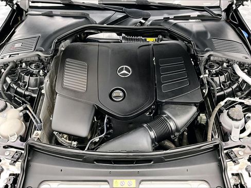 Certified 2023 Mercedes-Benz C 300 Sedan image 9