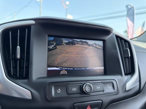 Used 2020 GMC Terrain SLE w/ Driver Convenience Package AWD/4WD image 26