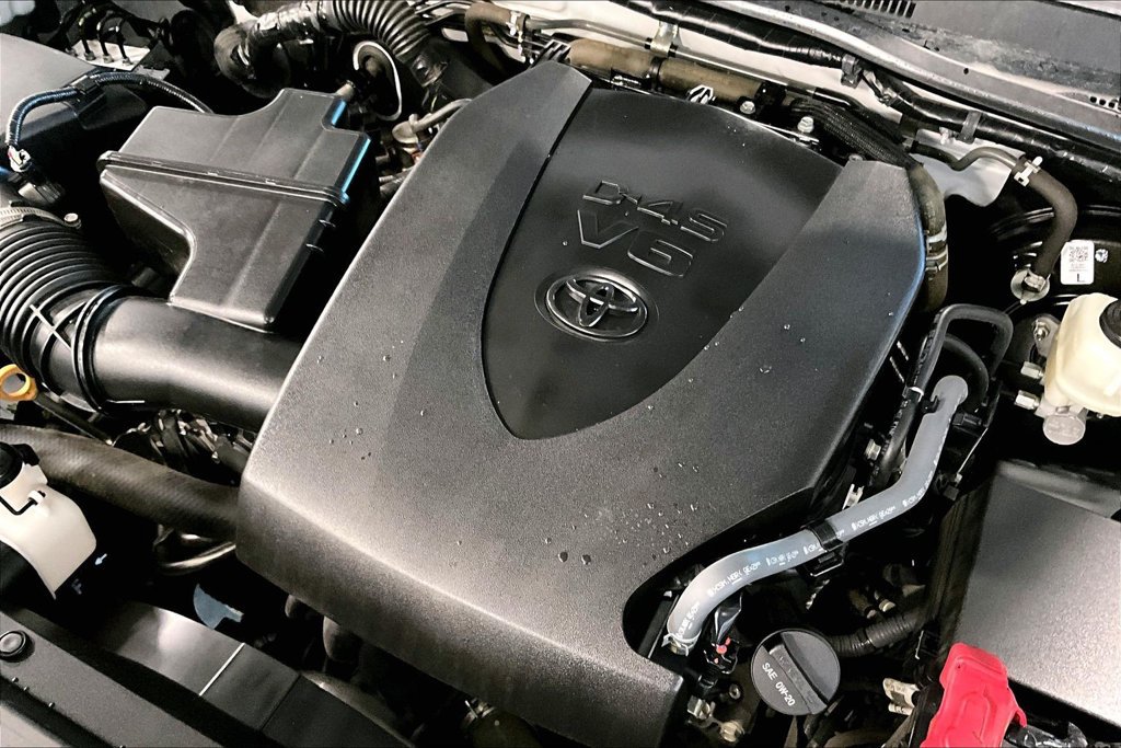 Used 2020 Toyota Tacoma TRD Sport w/ Advanced Technology Package AWD/4WD image 32