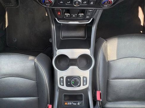 Used 2019 GMC Terrain Denali w/ Driver Alert Package II image 25