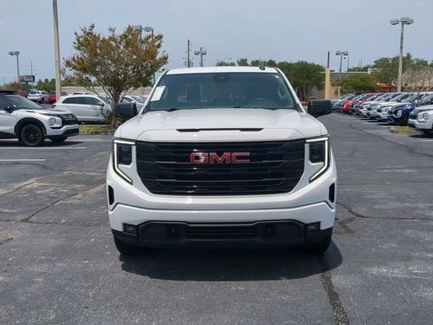 Used 2023 GMC Sierra 1500 Elevation AWD/4WD image 3