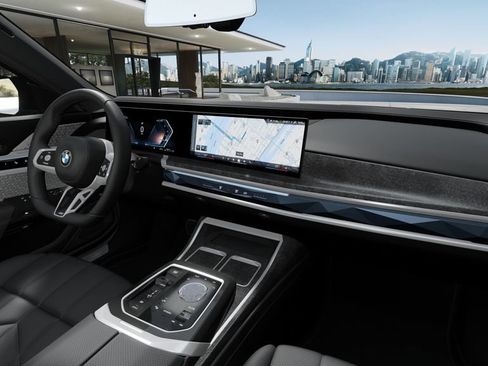 New 2026 BMW 760i xDrive w/ Executive Package image 14
