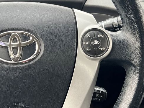 Used 2013 Toyota Prius Four image 28