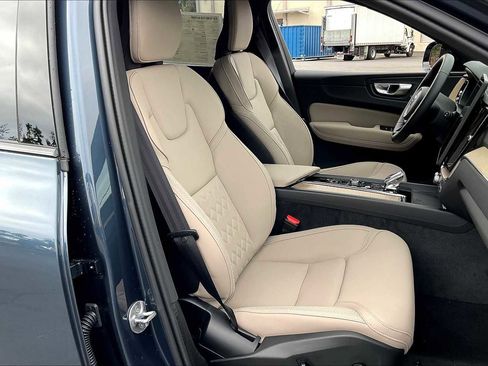 New 2026 Volvo XC60 T8 Plus w/ Protection Package Premier image 31