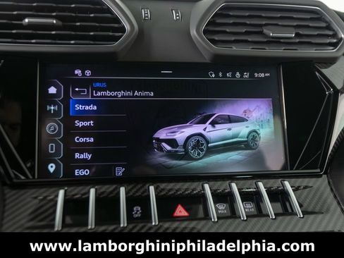 Used 2024 Lamborghini Urus Performante image 22