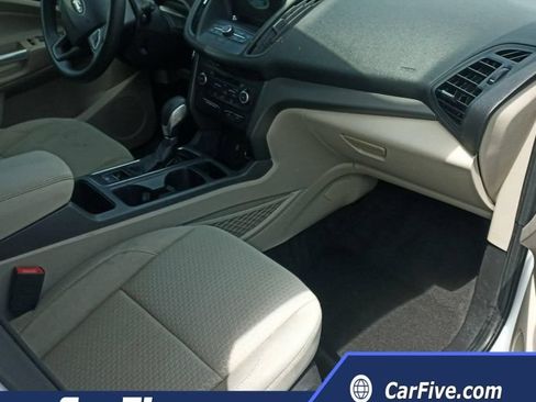 Used 2019 Ford Escape SE AWD/4WD image 5
