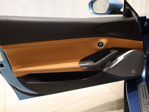 Certified 2022 Ferrari Portofino M image 24