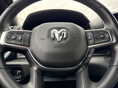 New 2026 RAM 1500 Express AWD/4WD image 16